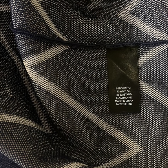 Pink Tartan - Blue & Chevron Zigzag Align Skrit - Picture 5 of 5